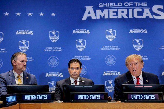 Donald Trump ameaçou usar poderio militar dos EUA para garantir interesses americanos na região - (crédito: EPA) Donald Trump ameaçou usar poderio militar dos EUA para garantir interesses americanos na região - (crédito: EPA)