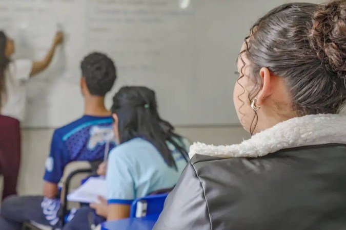 O Incentivo-Conclusão funciona de maneira diferente das parcelas mensais -  (crédito: Rafa Neddermeyer/Agência Brasil)