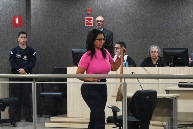 Cirlene Ribeiro da Rocha, mãe da vítima, clamou por justiça em nome da família - (crédito: Marcelo Ferreira/CB/D.A.Press) Cirlene Ribeiro da Rocha, mãe da vítima, clamou por justiça em nome da família - (crédito: Marcelo Ferreira/CB/D.A.Press)