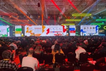 Desenvolvedores, empresários e clientes da área de tecnologia participam do Google Cloud Summit, que termina hoje em São Paulo - (crédito: Roberto Fonseca|CB|D.A.Press ) Desenvolvedores, empresários e clientes da área de tecnologia participam do Google Cloud Summit, que termina hoje em São Paulo - (crédito: Roberto Fonseca|CB|D.A.Press )