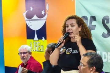 Samara Mineiro promete R$ 5 bilhões do Fundo Constitucional para saúde mental no DF - (crédito: Luiz Fellipe Alves/CB/DA Press) Samara Mineiro promete R$ 5 bilhões do Fundo Constitucional para saúde mental no DF - (crédito: Luiz Fellipe Alves/CB/DA Press)
