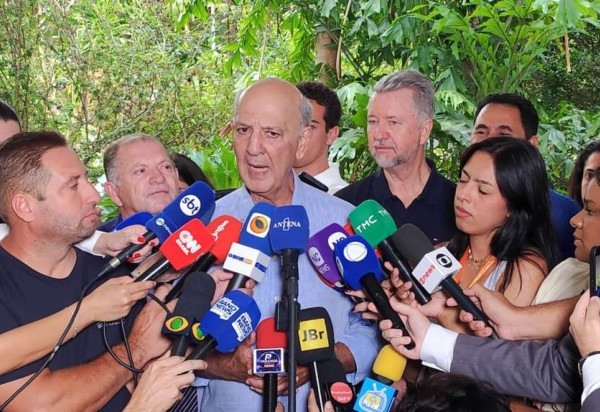 Arruda não pode mais fazer campanha e já anunciou o fim de sua participação política nesta eleição -  (crédito: Ed Alves/CB/DA Press)