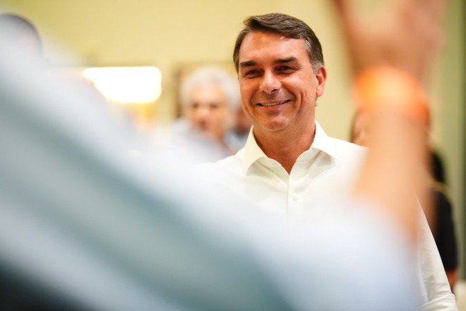 Flávio Bolsonaro - (crédito: Vittor Sales/Divulgação Campanha Flávio Bolsonaro) Flávio Bolsonaro - (crédito: Vittor Sales/Divulgação Campanha Flávio Bolsonaro)