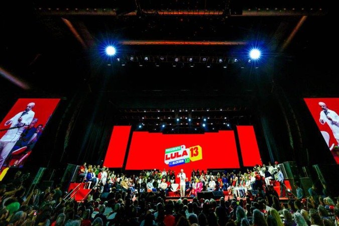 Caminhada reunirá lideranças políticas e candidaturas aliadas a Lula na reta final da campanha eleitoral - (crédito: Foto: Ricardo Stuckert.) Caminhada reunirá lideranças políticas e candidaturas aliadas a Lula na reta final da campanha eleitoral - (crédito: Foto: Ricardo Stuckert.)