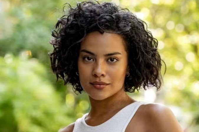 Bella Campos passa por mudança radical no visual e ganha apelido de 'Moranguinho' - (crédito: Reprodução/TV Globo) Bella Campos passa por mudança radical no visual e ganha apelido de 'Moranguinho' - (crédito: Reprodução/TV Globo)
