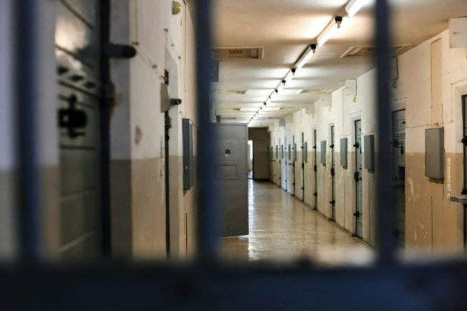Um dos presos chegou a ficar na cadeia por cerca de seis meses; o outro ficou um mês mesmo após a decisão judicial - (crédito: Divulgação) Um dos presos chegou a ficar na cadeia por cerca de seis meses; o outro ficou um mês mesmo após a decisão judicial - (crédito: Divulgação)