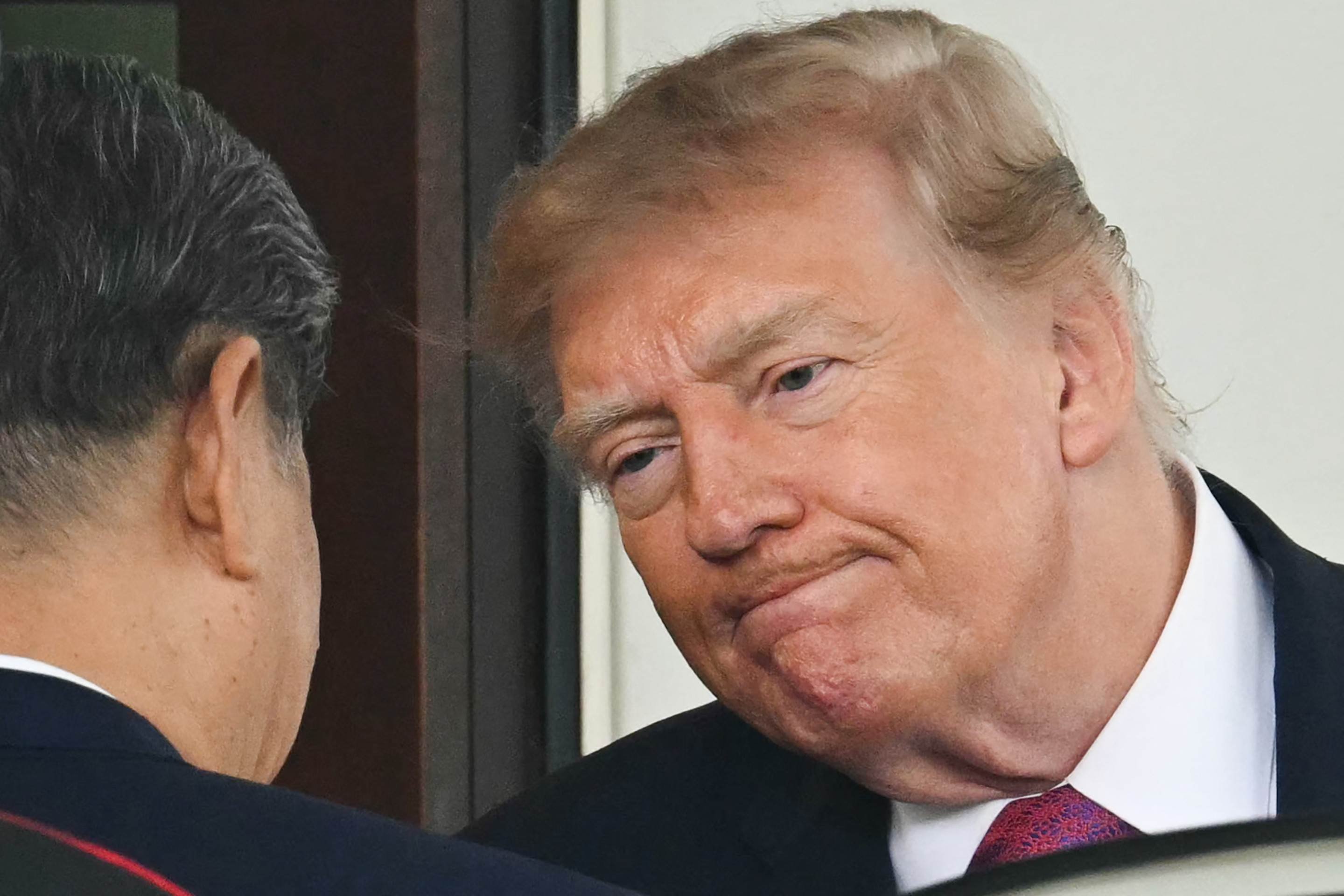 Trump e Xi se despedem com poucos resultados e novos encontros previstos