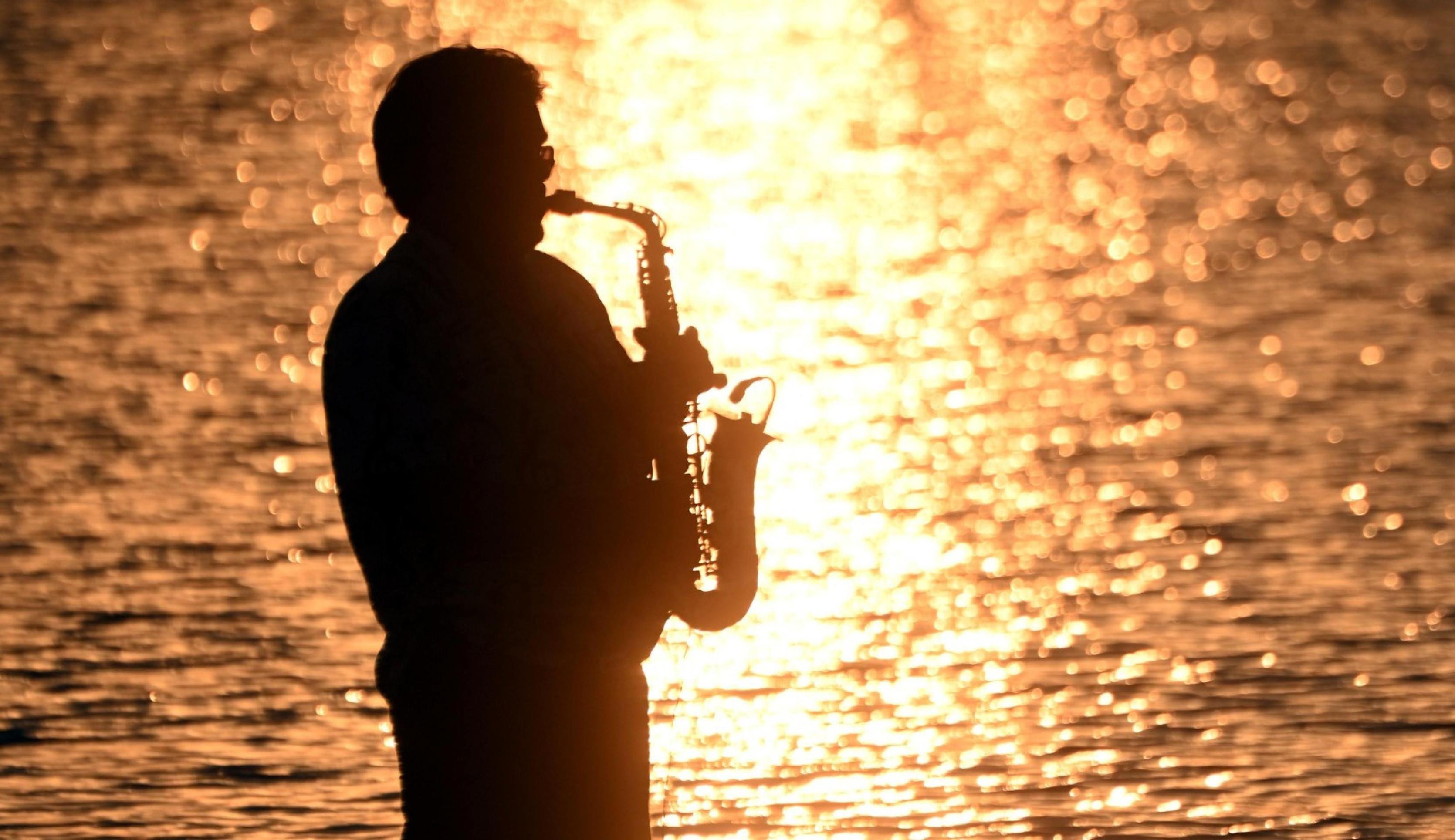 Programa de domingo: pôr do Sol une música e natureza no Parque da Cidade