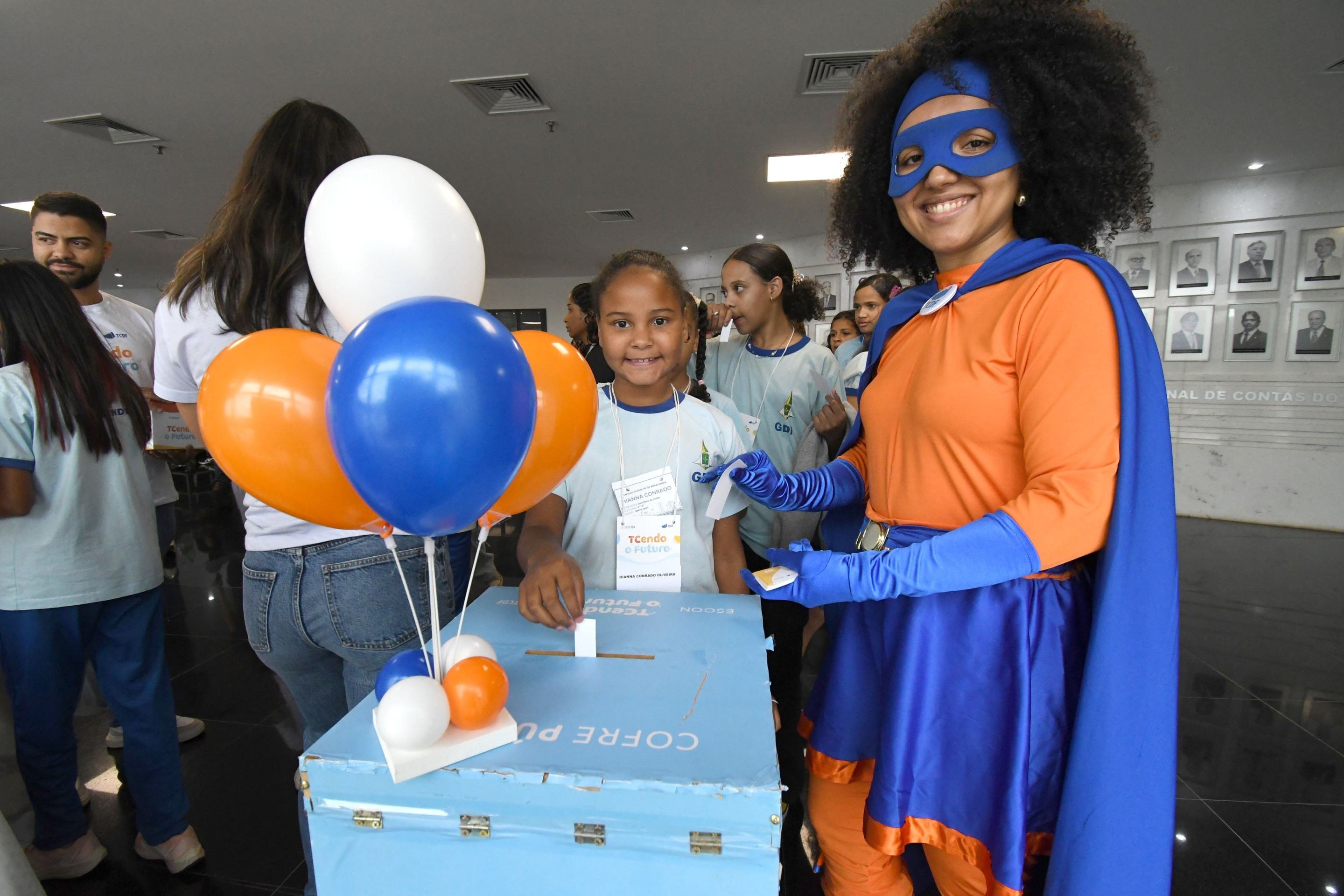 A jornada contou com o refor&ccedil;o da super-hero&iacute;na batizada de 