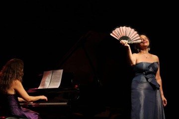'Noite de Gala, uma noite na Ópera' traz a magia das antigas noites de gala para os dias de hoje. - (crédito: Caio Santana) 'Noite de Gala, uma noite na Ópera' traz a magia das antigas noites de gala para os dias de hoje. - (crédito: Caio Santana)