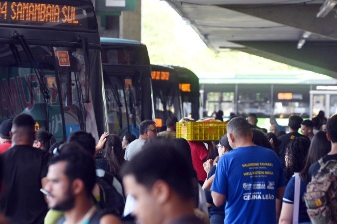 Sindicato confirma greve dos rodoviários para esta segunda (28) no DF - (crédito: Ed Alves/ CB/D.A Press) Sindicato confirma greve dos rodoviários para esta segunda (28) no DF - (crédito: Ed Alves/ CB/D.A Press)