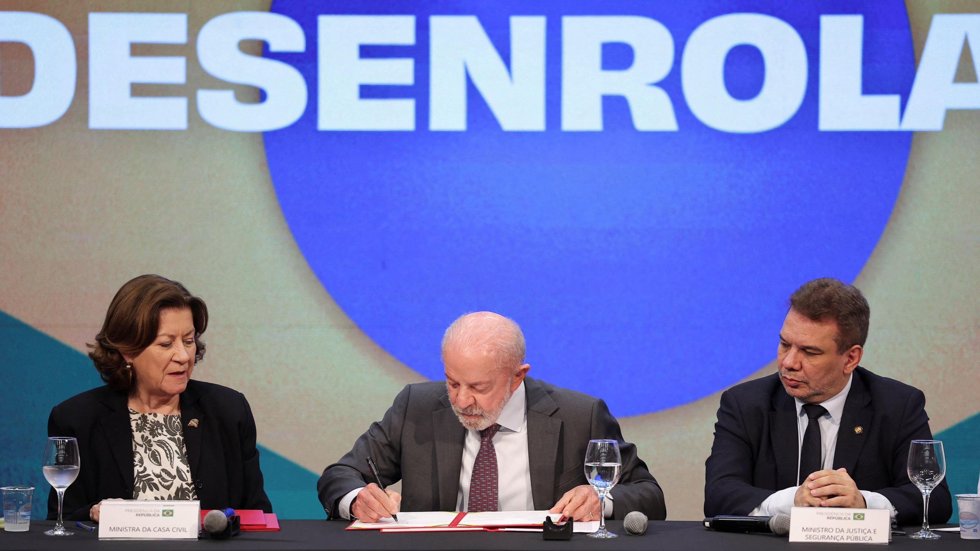 Novo Desenrola: governo Lula planeja gastar R$ 15 bi para comprar dívidas dos bancos e aliviar bolso das famílias