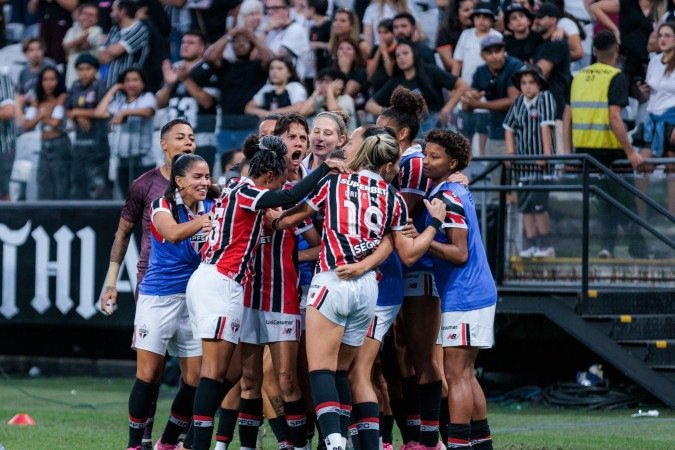 O São Paulo calou a Neo Química Arena ao virar a partida contra o Corinthians diante de 21 mil torcedores - (crédito: Agencia Enquadrar) O São Paulo calou a Neo Química Arena ao virar a partida contra o Corinthians diante de 21 mil torcedores - (crédito: Agencia Enquadrar)