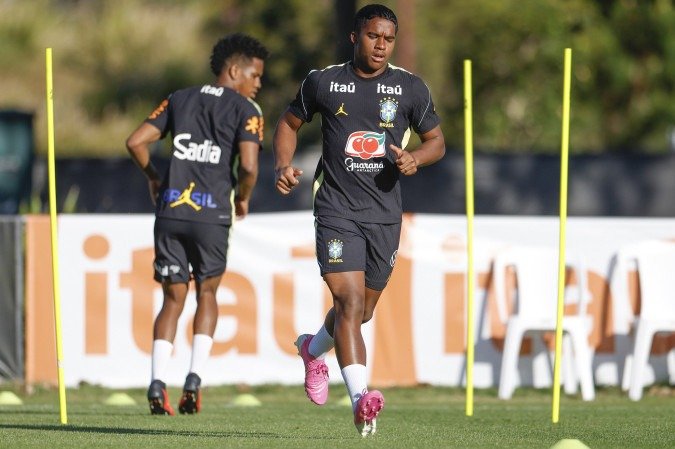 Endrick deve iniciar no banco amanhã, às 7h, novamente contra a Austrália, para observação de Rayan como - (crédito: Rafael Ribeiro/CBF) Endrick deve iniciar no banco amanhã, às 7h, novamente contra a Austrália, para observação de Rayan como - (crédito: Rafael Ribeiro/CBF)