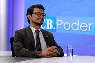 Secretário destaca recursos de acessibilidade para cegos e pessoas com dificuldades de leitura -  (crédito:  Marcelo Ferreira/CB/D.A Press)
