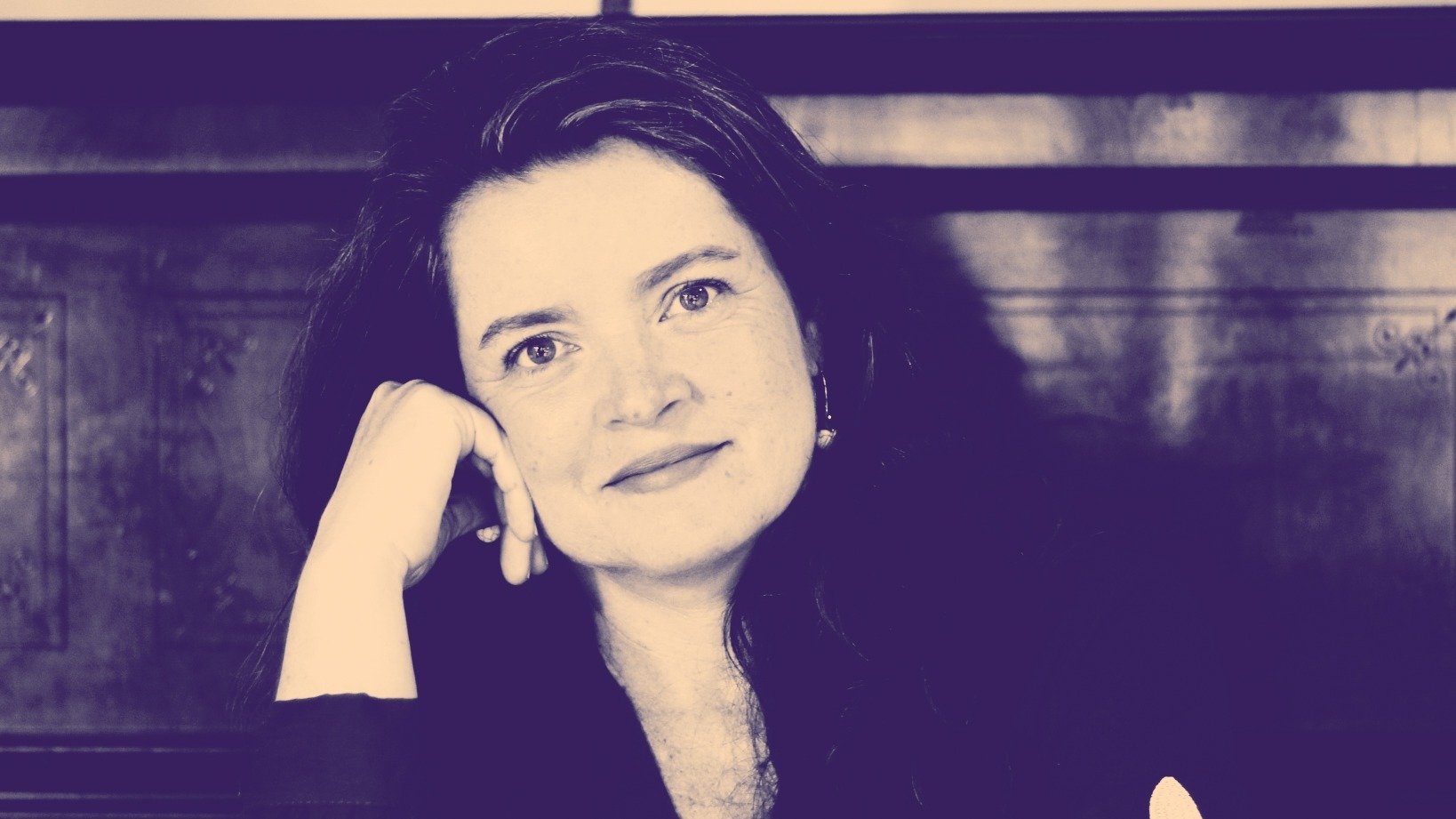 Maria Mariana, autora de 'Confiss&otilde;es de Adolescente', revisita a obra cl&aacute;ssica 34 anos ap&oacute;s sua publica&ccedil;&atilde;o original com nova edi&ccedil;&atilde;o -  (crédito: Divulga&ccedil;&atilde;o)