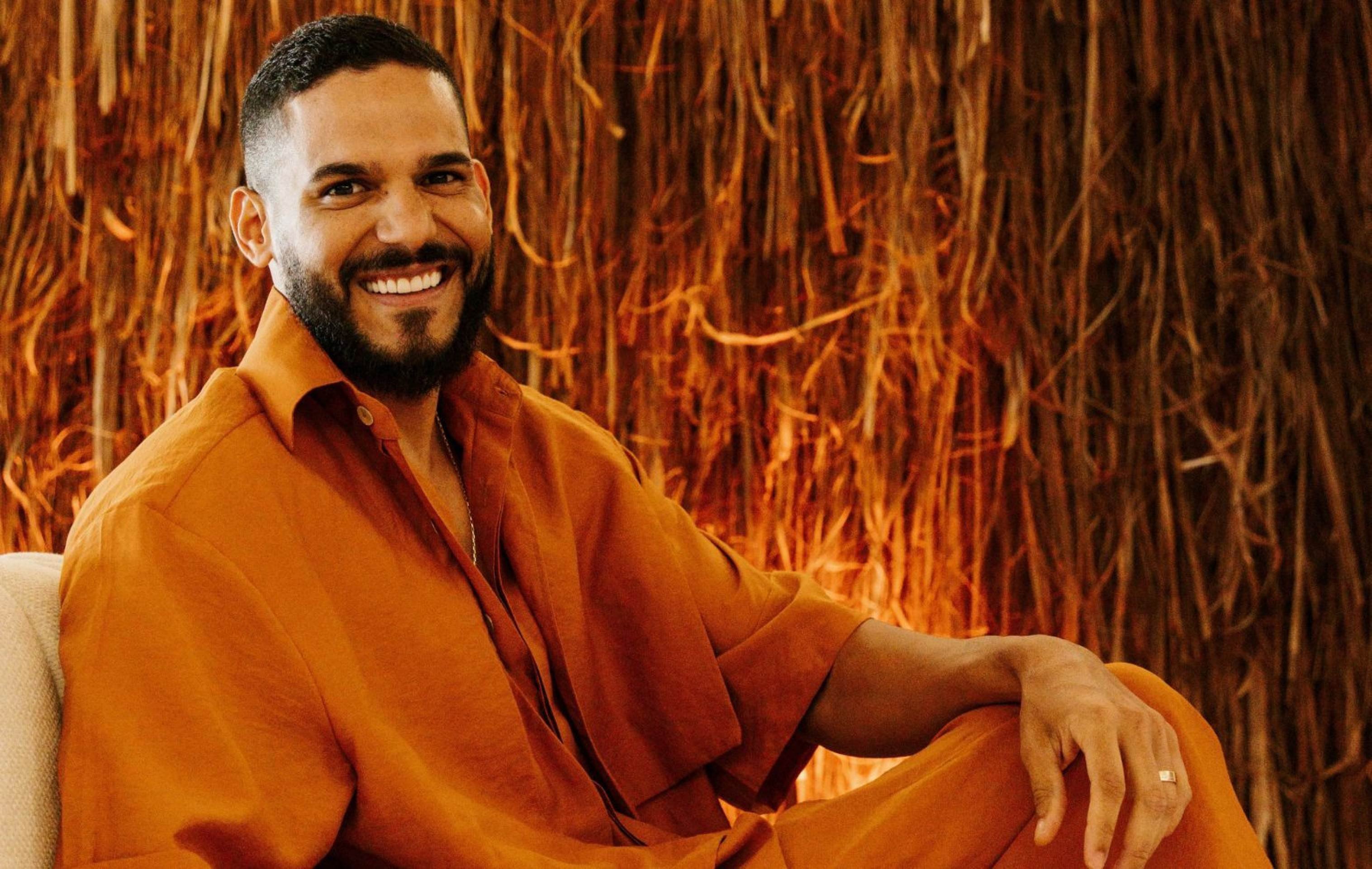 Destaque do 'Estrela da Casa', Brenno Casagrande viraliza cantando Djavan: ‘Grande honra’