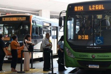 TSE busca garantir transporte público gratuito para facilitar o voto nas eleições de 2026 - (crédito: Marcelo Ferreira/CB/D.A Press) TSE busca garantir transporte público gratuito para facilitar o voto nas eleições de 2026 - (crédito: Marcelo Ferreira/CB/D.A Press)