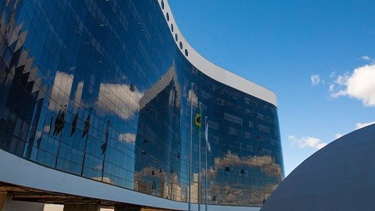 O que acontece com candidaturas de polticos presos em flag | Política - Foto 2 | QTU Notícias