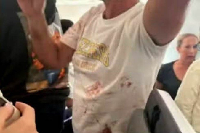 Emirados abrem investigação sobre incidente no voo da flydubai para Israel