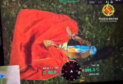 Mochila foi inspecionada e trazia apenas objetos pessoais -  (crédito: Divulgação/PMDF) -Mochila foi inspecionada e trazia apenas objetos pessoais -  (crédito: Divulgação/PMDF)