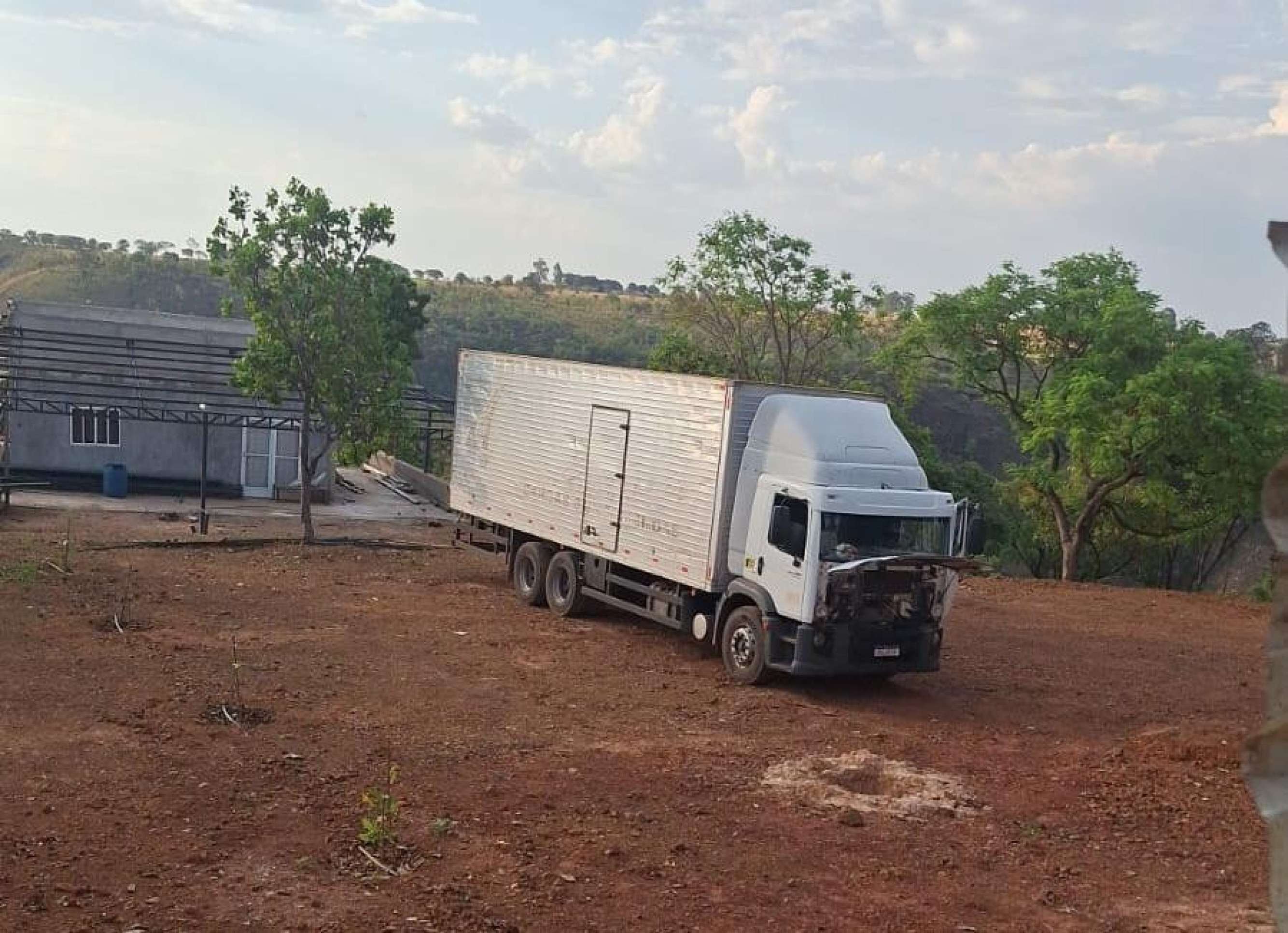 O destino final seria uma "casa entoque" em Samambaia