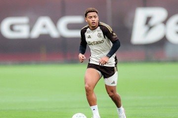 Valencia, no treino do Flamengo: time pede ao STF suspensão da medida provisória que proíbe patrocínios de casas de apostas como a Betano - (crédito: Gilvan de Souza/Flamengo) Valencia, no treino do Flamengo: time pede ao STF suspensão da medida provisória que proíbe patrocínios de casas de apostas como a Betano - (crédito: Gilvan de Souza/Flamengo)