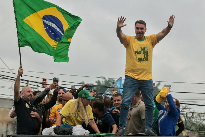 Mobilização de esquerda preocupou a campanha bolsonarista, que busca superar público nas ruas - (crédito: AFP) Mobilização de esquerda preocupou a campanha bolsonarista, que busca superar público nas ruas - (crédito: AFP)