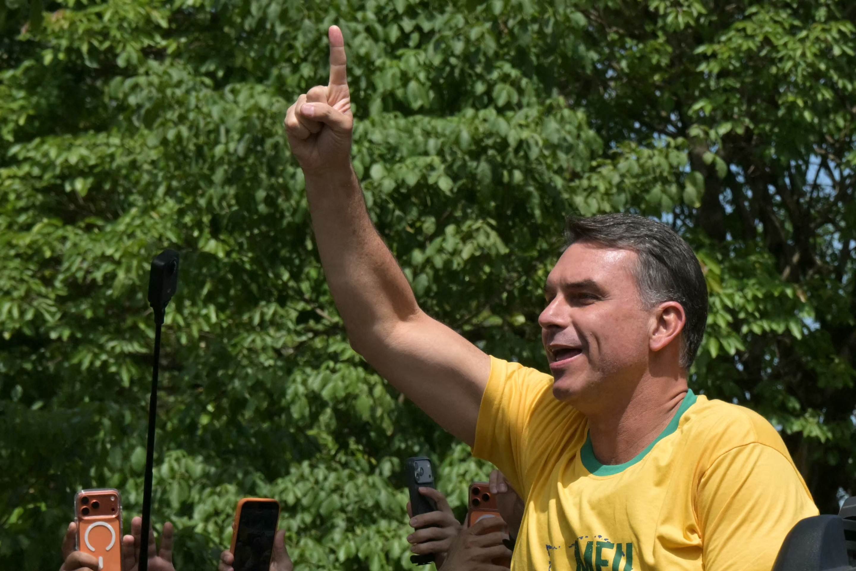 Flávio diz que não disputará reeleição: "Só preciso de um mandato"