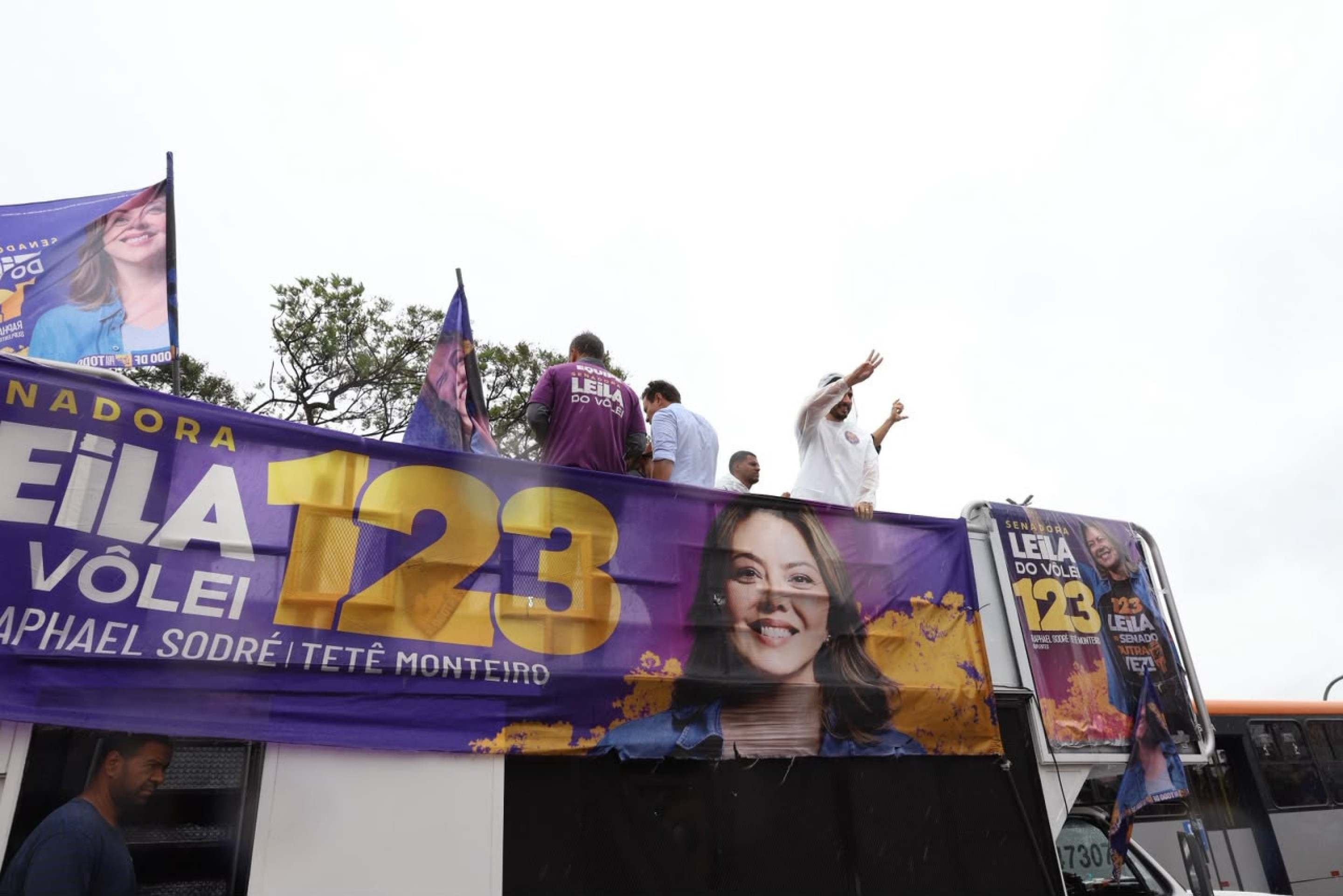 Leila do Volei (PDT) no &uacute;ltimo dia de campanha 