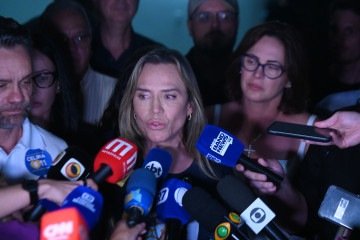 Atual governadora disse que o governo avalia a busca por financiamento internacional e outras alternativas para a capitalização do banco - (crédito: Ed Alves/CB/D.A Press) Atual governadora disse que o governo avalia a busca por financiamento internacional e outras alternativas para a capitalização do banco - (crédito: Ed Alves/CB/D.A Press)