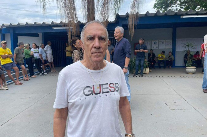 Defensor da participação da terceira idade nas eleições, o eleitor Luiz Lopes afirmou que o voto é fundamental para cobrar melhorias no país