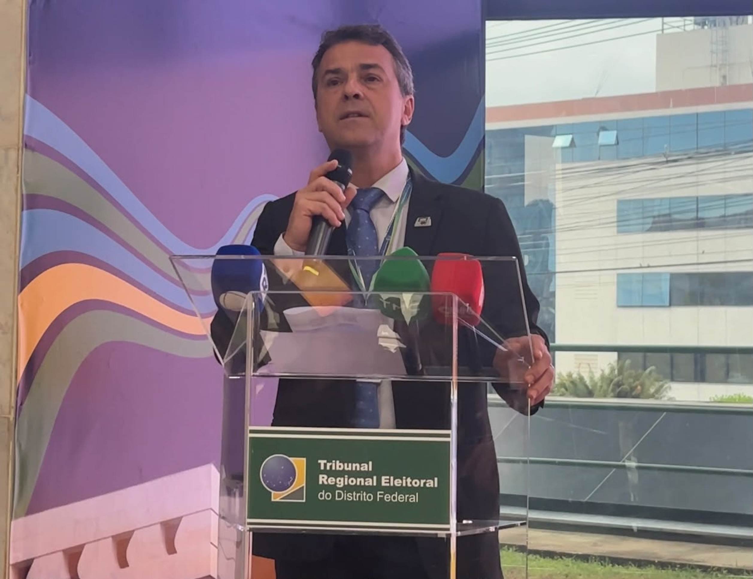 Distrito Federal mantém encerramento de votação às 17h no segundo turno