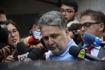 O TRE-RJ alegou em setembro que Garotinho estaria inelegível pela condenação de improbidade administrativa -  (crédito: Tânia Rêgo/Agência Brasil)