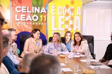 Reunião contou com a presença das senadoras eleitas Bia Kicis e Michelle Bolsonaro - (crédito: Vinicius Saiki/CB/DA Press) Reunião contou com a presença das senadoras eleitas Bia Kicis e Michelle Bolsonaro - (crédito: Vinicius Saiki/CB/DA Press)
