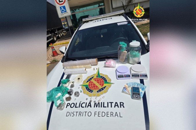 Todo o material apreendido foi apresentado na 27ª Delegacia de Polícia - (crédito: Divulgação/PMDF) Todo o material apreendido foi apresentado na 27ª Delegacia de Polícia - (crédito: Divulgação/PMDF)