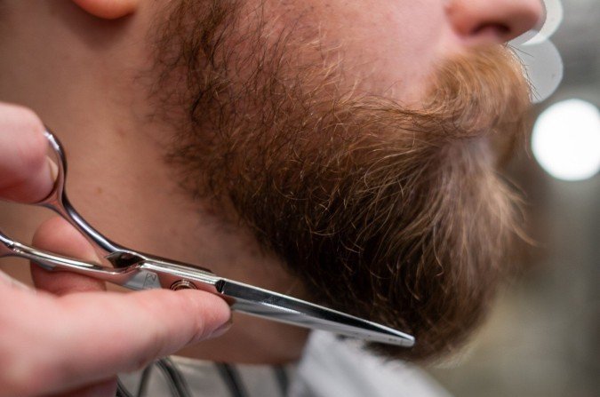 Mais do que aparar os fios, linhas bem definidas ajudam a criar diferentes efeitos visuais e estilos para a barba - (crédito: Pexels) Mais do que aparar os fios, linhas bem definidas ajudam a criar diferentes efeitos visuais e estilos para a barba - (crédito: Pexels)