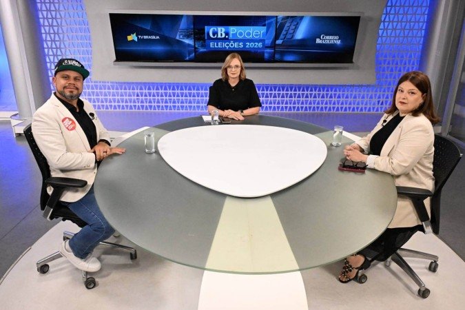 Max Maciel (PSOL), deputado distrital reeleito com a maior votação da história da Câmara Legislativa do DF, é o entrevistado do CB.Poder. Na bancada: Denise Rothenburg e Ana Maria Campos - (crédito: Carlos Vieira/CB/D.A Press) Max Maciel (PSOL), deputado distrital reeleito com a maior votação da história da Câmara Legislativa do DF, é o entrevistado do CB.Poder. Na bancada: Denise Rothenburg e Ana Maria Campos - (crédito: Carlos Vieira/CB/D.A Press)