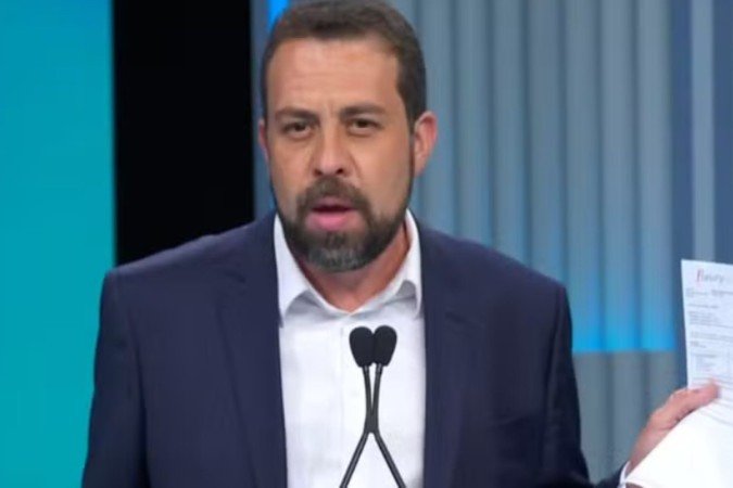 Tio de Boulos se envolve em discussão de trânsito e briga acaba em morte - (crédito: Reprodução/TV Globo) Tio de Boulos se envolve em discussão de trânsito e briga acaba em morte - (crédito: Reprodução/TV Globo)
