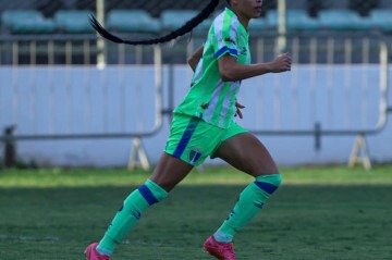Suzana é estratégica para o Minas Brasília nas ações ofensivas pela direita -  (crédito:  Patricy Albuquerque/Minas)