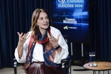 Senadora Leany Lemos durante entrevista ao CB.Poder Eleições 2026, em Brasília, nesta quarta-feira (7/10) -  (crédito: Minervino Júnior/CB/D.A.Press)