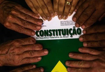 Constituição federal brasileira  -  (crédito: Joédson Alves/Agência Brasil)