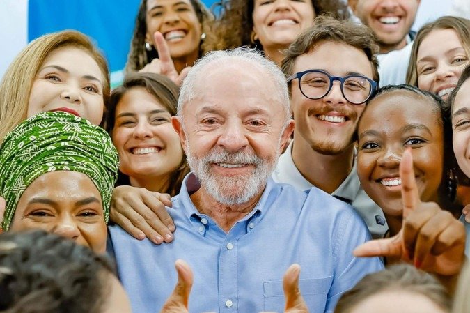 Vídeo selfie de estreia: Lula alcança mais de 23,5 milhões de visualizações em um dia