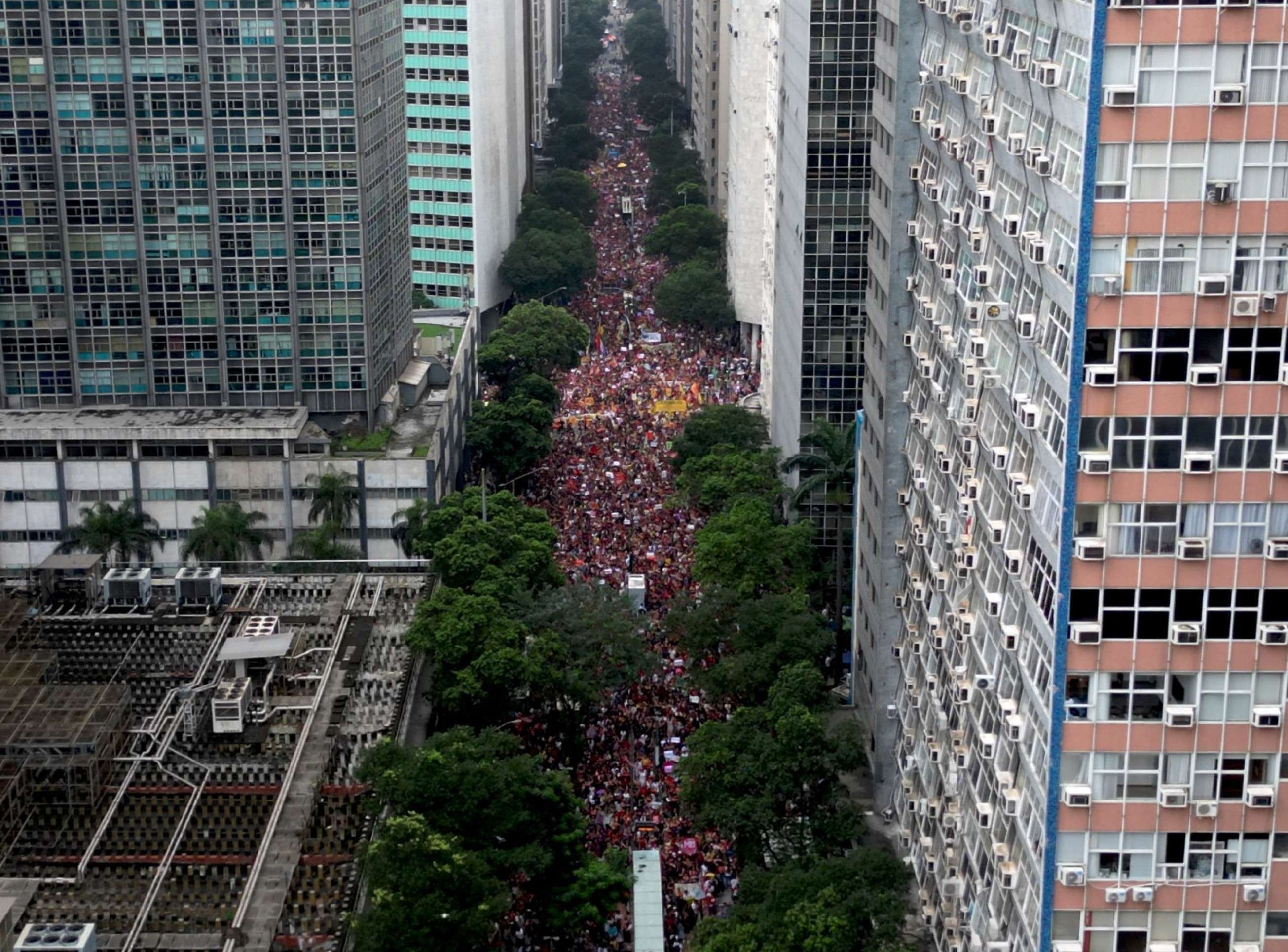Manifesta&ccedil;&atilde;o a favor de Lula no Rio de Janeiro nesta quarta-feira (7/10)