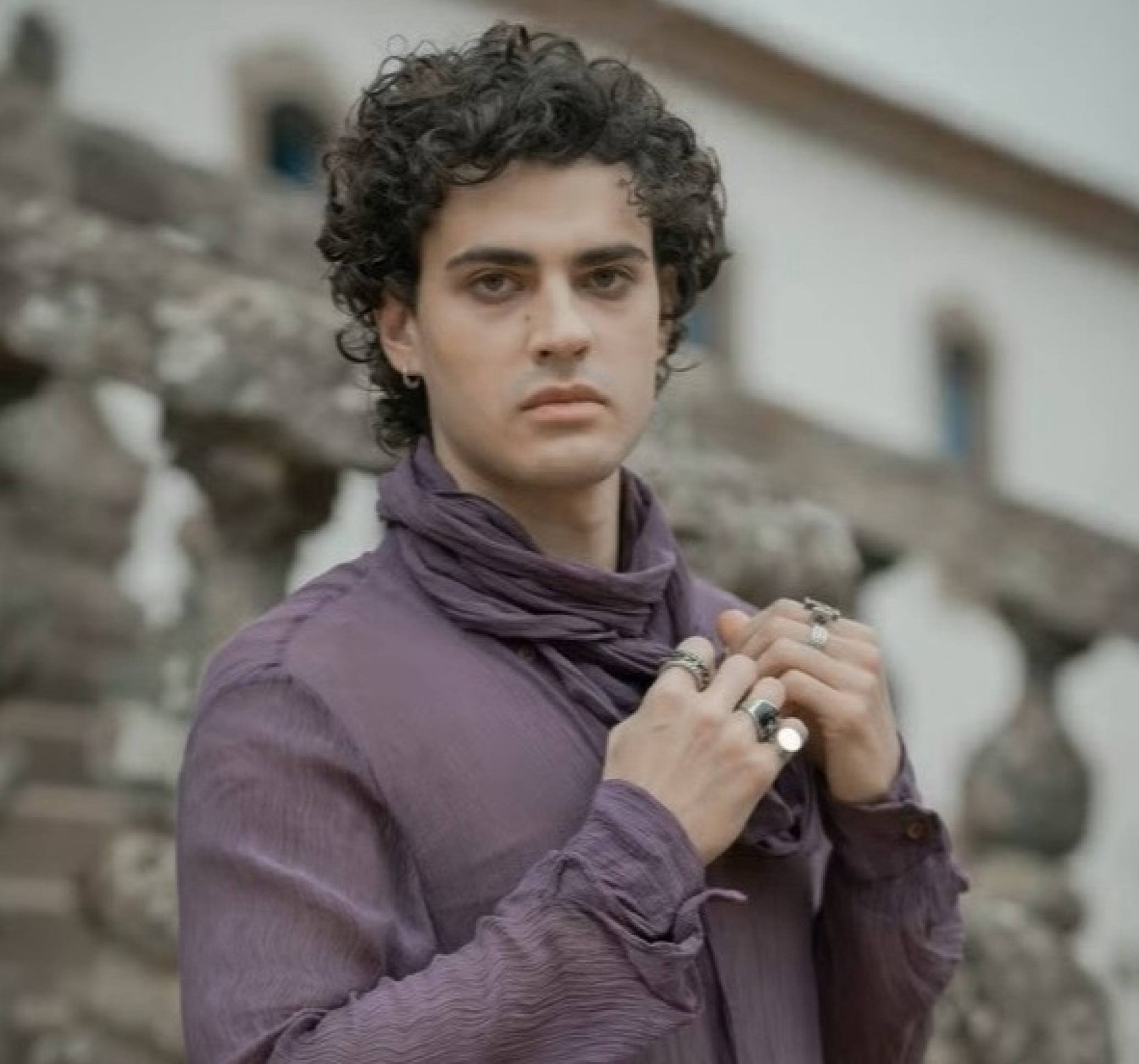 Michel (Pedroa ALves), o vampiro de "Vermelho Sangue"