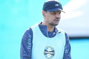 Alexandre Mendes foi detido nesta quinta-feira em Porto Alegre - (crédito: Foto: Lucas Uebel / Grêmio FBPA) Alexandre Mendes foi detido nesta quinta-feira em Porto Alegre - (crédito: Foto: Lucas Uebel / Grêmio FBPA)