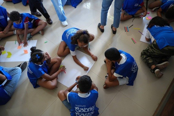Cerca de 300 crianças participaram de uma tarde de diversão -  (crédito: Divulgação)