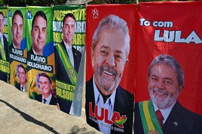 O que diziam as pesquisas para presidente logo após o 1º turno em 2018 e 2022 — e o que mostram agora - (crédito: BBC Geral) O que diziam as pesquisas para presidente logo após o 1º turno em 2018 e 2022 — e o que mostram agora - (crédito: BBC Geral)