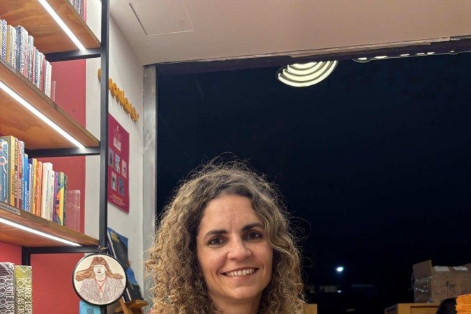 Lara Montenegro lança o livro 'Um menino em tom maior'