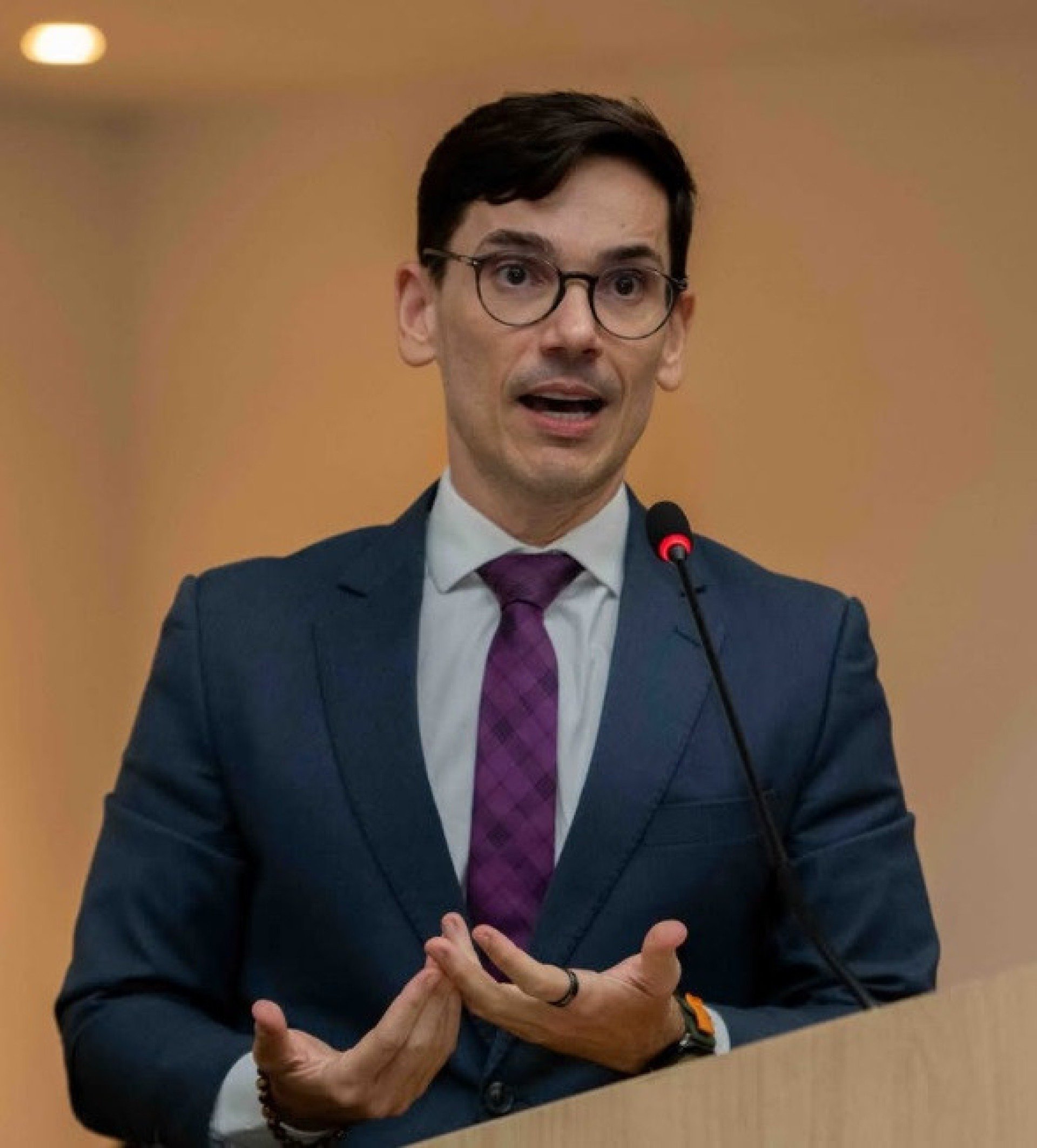 Juiz Francisco Tojal, do TJ-PE